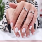 naiyah-nails-biab-manicure-white-glitter-nails-tgb-insider-white-biab-manicure-nail-art-nails-brixton-streatham-south-london-nail-shop-luxury-london-salon-spa-2