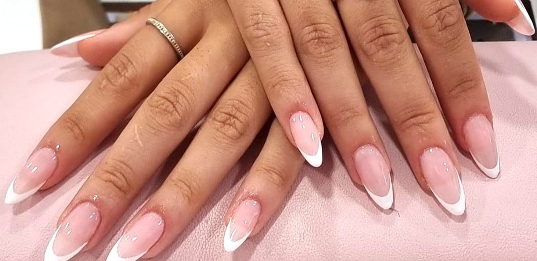 naiyah-nails-gelx-biab-manicure-gel-x-extensions-french-tips-long-almond-nail-art-brixton-streatham-nails-luxury-london-salon-spa-FEATURE