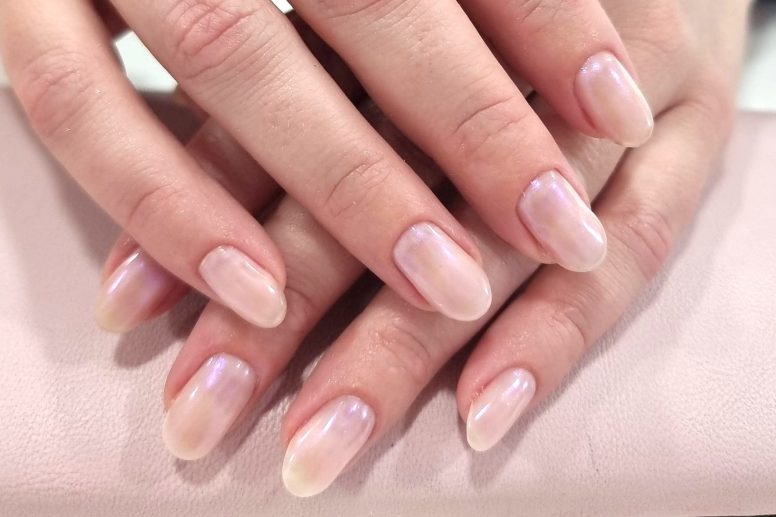naiyah-nails-russian-manicure-biab-brixton-london-chrome-sheer-classy-natural-organza-nails-biab-almond-nails-russian-mani-luxury-FEATURE