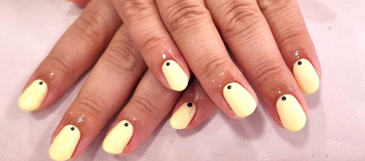 naiyah-nails-russian-manicure-YELLOW-SUMMER-NAIL-ART-biab-minimal-nails-art-polkadot-SQUOVAL-nude-nails-nail-art-brixton-nails-best-biab-salon-spa-2-cover pic-2