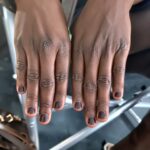 NAIYAH-NAILS-NAOMI-DAVIDSON-SESSION-NAIL-ARTIST-ALUEL-KEROR-NAILS-H&M-LONDON-FASHION-WEEK-2026-EDITORIAL-NAILS